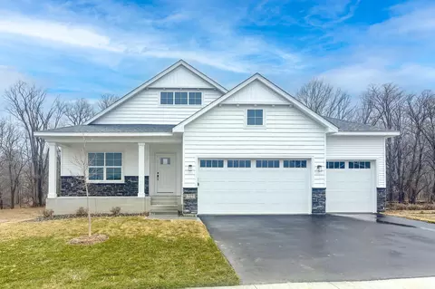 727 Rosebud Ln, Delano, MN 55328
