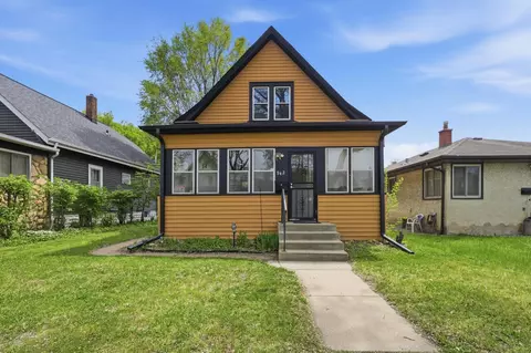 942 Central Ave W, Saint Paul, MN 55104