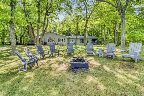 14296 E Fox Lake Rd, Detroit Lakes, MN 56501