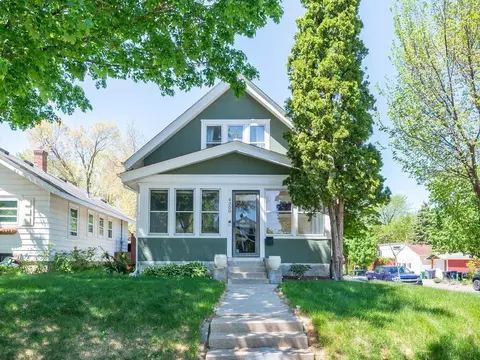 4300 14th Ave S, Minneapolis, MN 55407