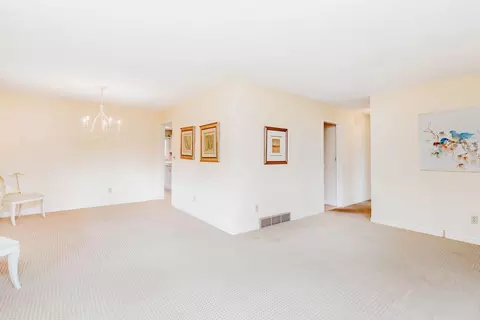 Living - 3513 River Dr S, Fargo, ND 58104 photo 2 of 5