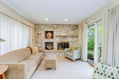Living - 3513 River Dr S, Fargo, ND 58104 photo 3 of 5
