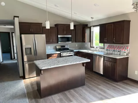 1314 23rd St SE, Saint Cloud, MN 56304 photo 2