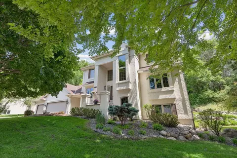 13846 Guild Ave, Apple Valley, MN 55124