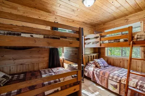 Bedroom - 35470 Moccasin Ln, Cushing, MN 56443 photo 3 of 4