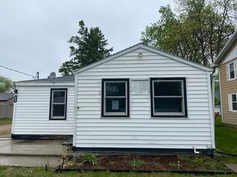 238 Meeker Ave W, Eden Valley, MN 55329