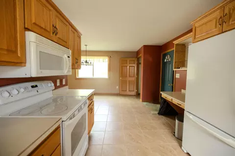 Kitchen - 2 Line Dr, Morris, MN 56267 photo 3 of 3