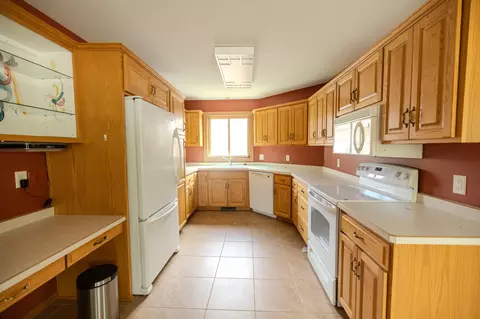 Kitchen - 2 Line Dr, Morris, MN 56267 photo 1 of 3