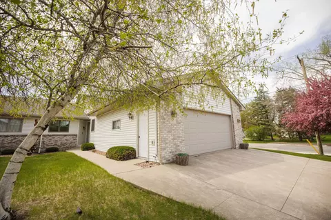 Exterior - 2 Line Dr, Morris, MN 56267 photo 2 of 6