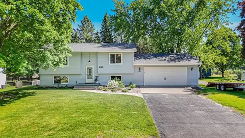 286 Frankland St, Mahtomedi, MN 55115