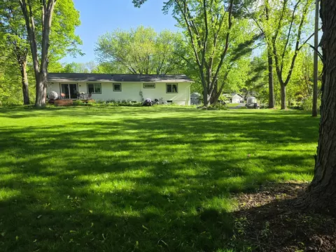 930 Dakota Ave, Long Lake, MN 55356