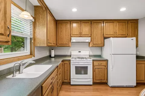 Kitchen - 7635 115th Ave N, Champlin, MN 55316 photo 2 of 3