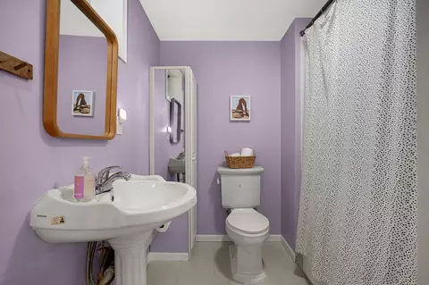 Bath - 14895 Easter Ave, Apple Valley, MN 55124 photo 2 of 2