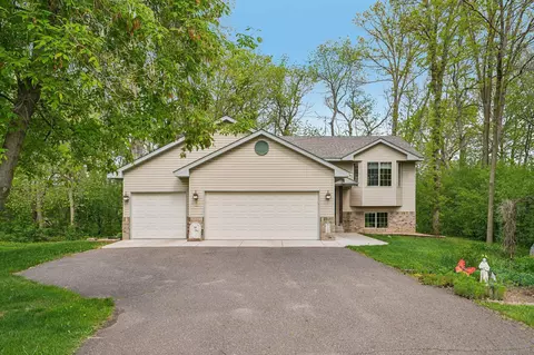 715 Lewis Ave, Rush City, MN 55069