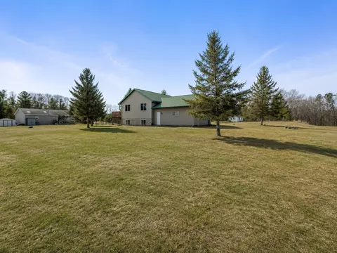 Exterior - 9057 3rd Ave, Breezy Point, MN 56472 photo 3 of 5