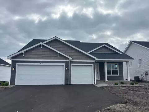 15128 Sycamore St NW, Andover, MN 55304