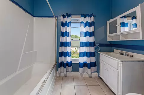 Bath - 3 6th Ave NW, Faribault, MN 55021 photo 1 of 3