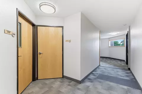 Entry Way - 1700 Four Oaks Rd #331, Eagan, MN 55121 photo 3 of 3