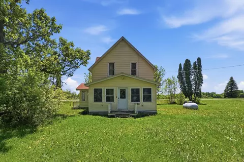 8005 381st Ave NW, Dalbo, MN 55017