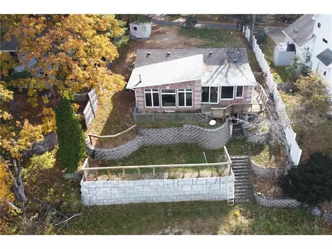 33497 Cobalt Cir NW, Cambridge, MN 55008