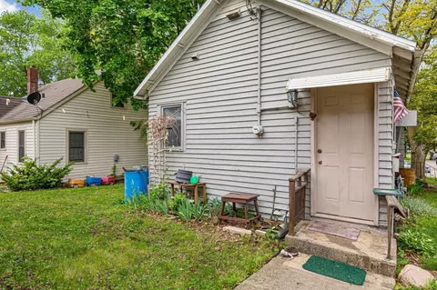 Exterior - 234 River St, Jackson, MN 56143 photo 4 of 6