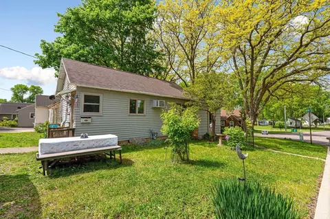 Exterior - 234 River St, Jackson, MN 56143 photo 3 of 6