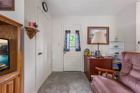 Entry Way - 234 River St, Jackson, MN 56143 photo 1 of 1