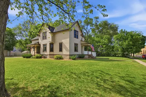 324 S Swift Ave, Litchfield, MN 55355
