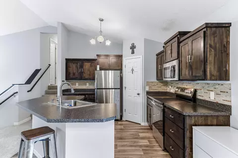 Kitchen - 925 Highview Loop SE, Pine City, MN 55063 photo 1 of 3