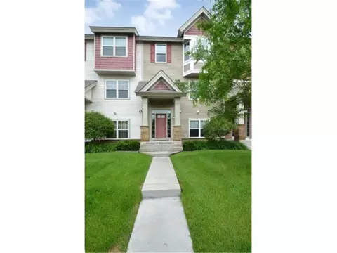 11733 Emery Village Dr N, Champlin, MN 55316