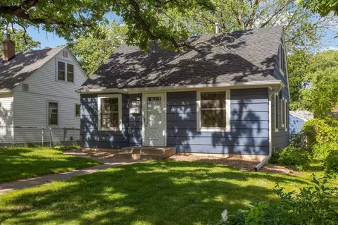 2704 Georgia Ave S, Saint Louis Park, MN 55426