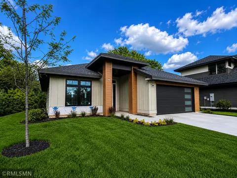 14633 Virginia Ave S, Savage, MN 55378