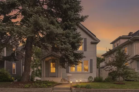 121 4th Ave S, South Saint Paul, MN 55075