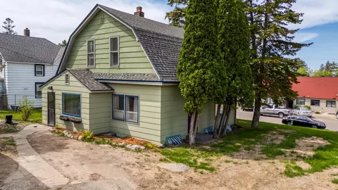 202 Division St S, Walker, MN 56484