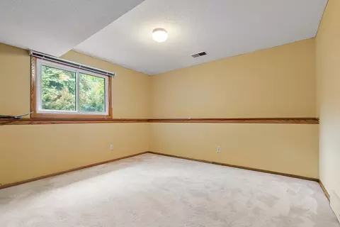 Bedroom - 116 Douglas Dr, Buffalo, MN 55313 photo 6 of 9