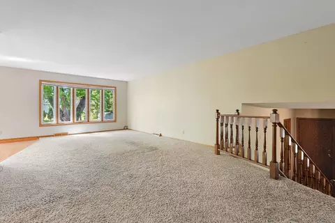 Living - 116 Douglas Dr, Buffalo, MN 55313 photo 4 of 8