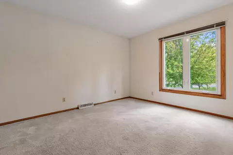 Bedroom - 116 Douglas Dr, Buffalo, MN 55313 photo 4 of 9