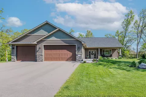 4704 381st Trl, North Branch, MN 55056