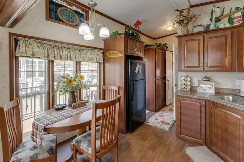 Dining - 20174 Rudbeck Rd UNIT 16, Brainerd, MN 56401 photo 1 of 1