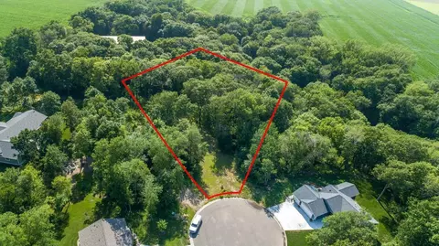 180 Woodland Dr, Henderson, MN 56044