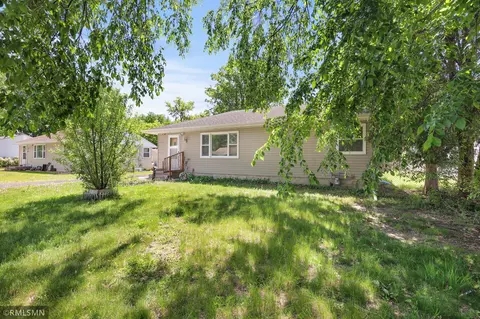 1066 Beatrice St, Eagan, MN 55121