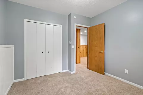 Bedroom - 979 Pointe Way, Eagan, MN 55123 photo 6 of 6