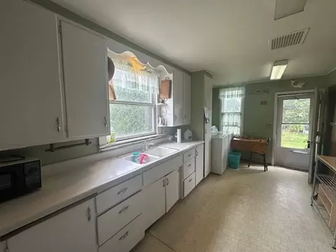 Kitchen - 42961 165th St, Clitherall, MN 56524 photo 3 of 3