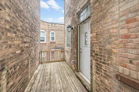 Exterior - 830 E 2nd St, Duluth, MN 55805 photo 1 of 1