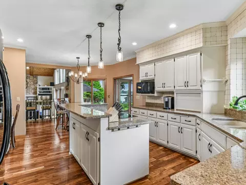 Kitchen - 5321 Bartlett Blvd, Mound, MN 55364 photo 1 of 2
