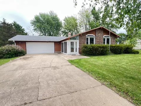 107 Robert St, Ostrander, MN 55961