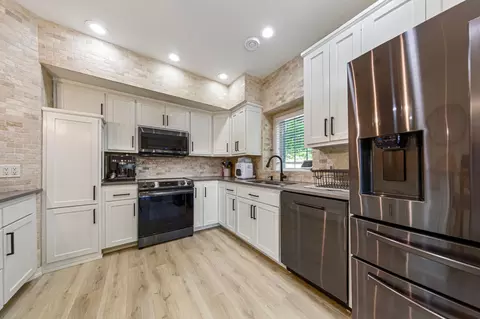 Kitchen - 2119 199th St W, Faribault, MN 55021 photo 2 of 5