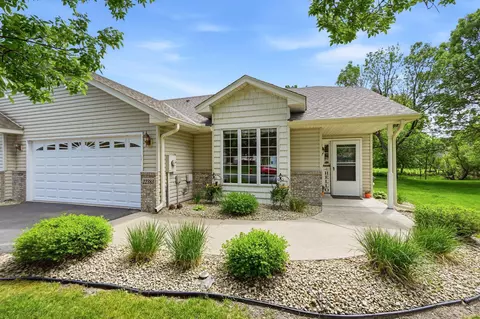 22383 Evergreen Cir, Forest Lake, MN 55025