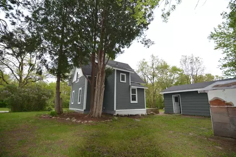 Exterior - 340 River Dr W, Milaca, MN 56353 photo 6 of 9