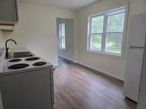 Kitchen - 340 River Dr W, Milaca, MN 56353 photo 4 of 4